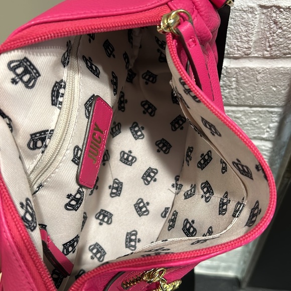 Like New Juicy Couture Hot Pink Bag Crossbody Purse - Picture 5 of 9